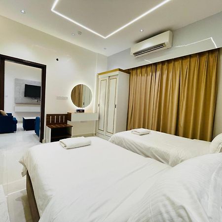 Mabahj Garnatha Hotel Apartments 索哈尔 外观 照片