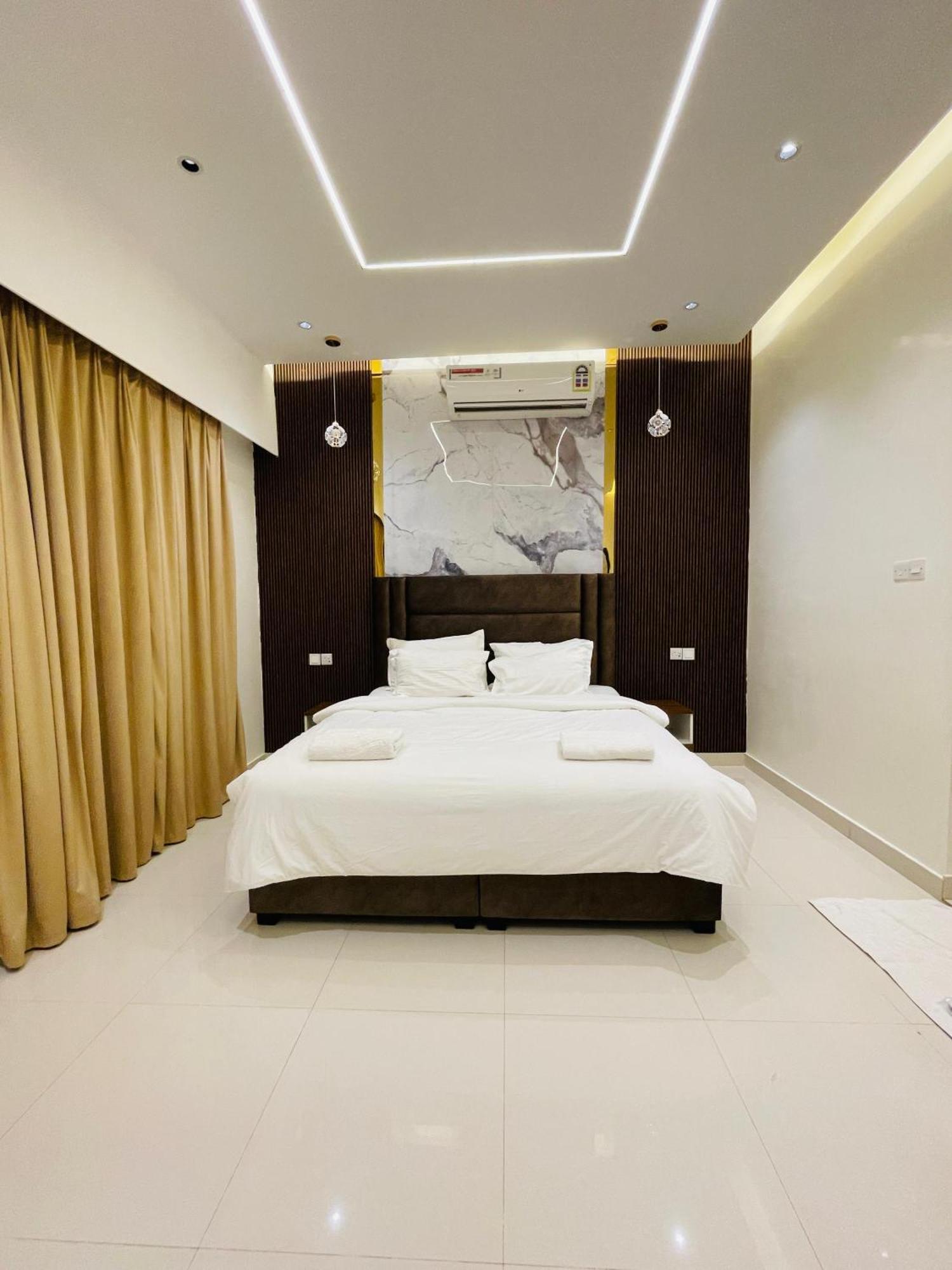 Mabahj Garnatha Hotel Apartments 索哈尔 外观 照片