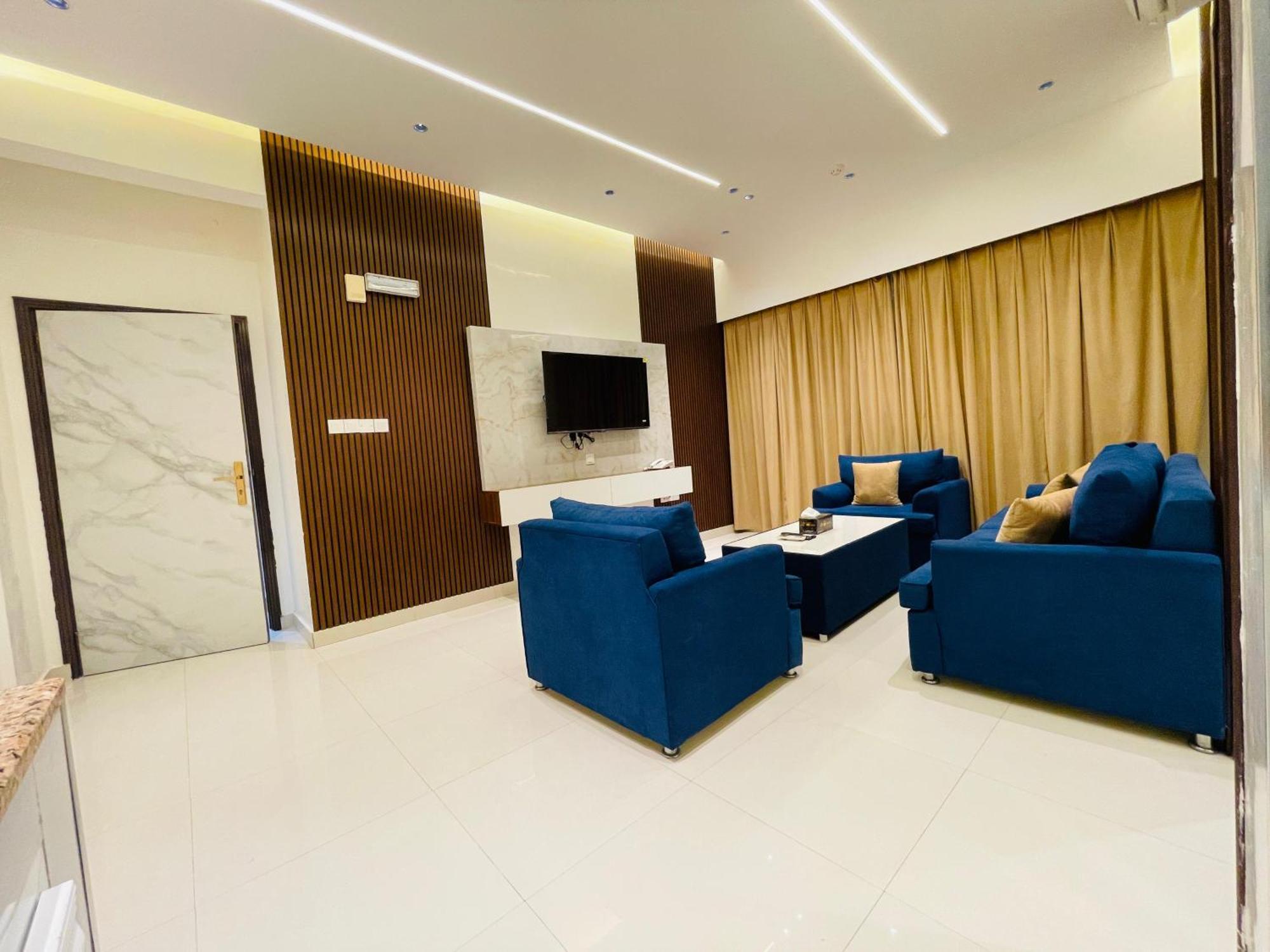 Mabahj Garnatha Hotel Apartments 索哈尔 外观 照片